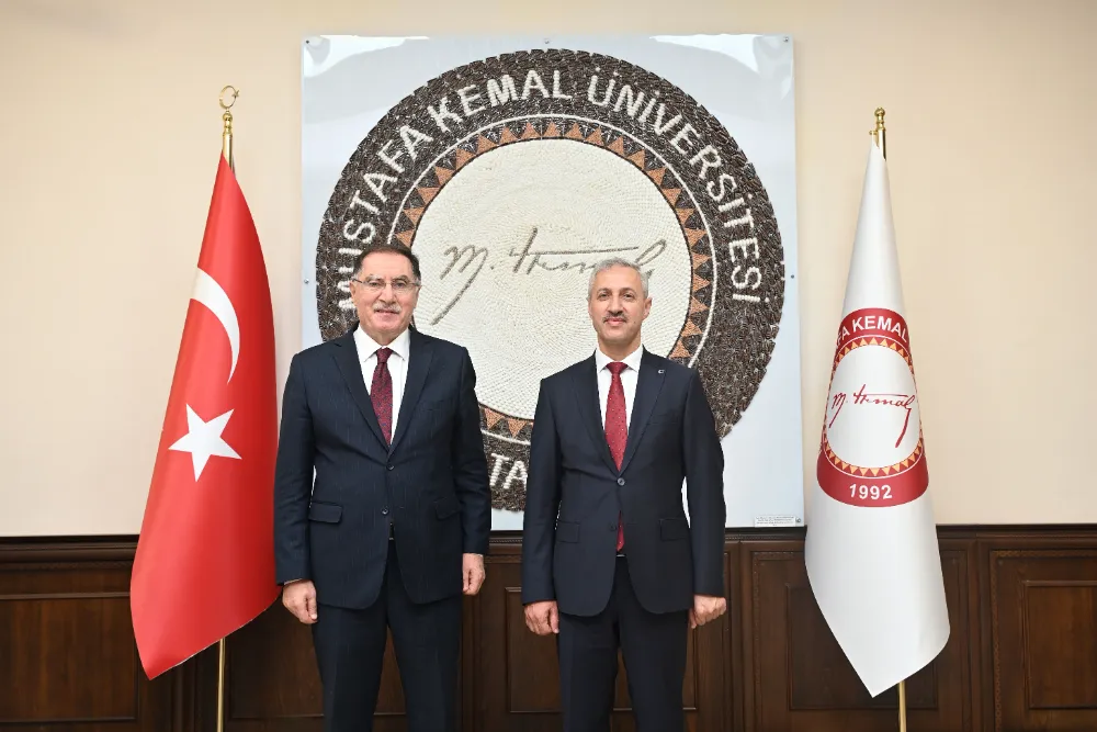 KAMU BAŞDENETÇİSİ MALKOÇ VE ESKİ MİLLETVEKİLİ KALKAN’DAN HATAY MKÜ’YE ZİYARET