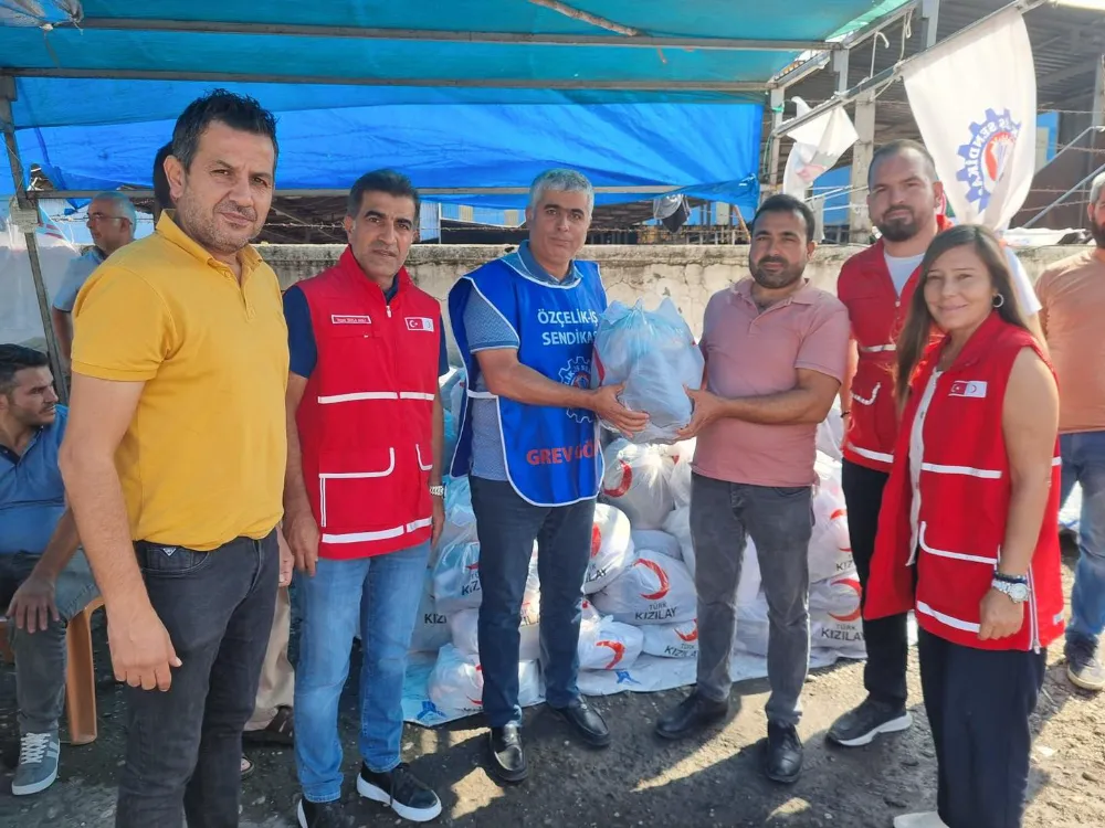 TÜRK KIZILAYI İSKENDERUN ŞUBESİNDEN YOLBULAN EMEKÇİLERİNE KIYAFET DESTEĞİ