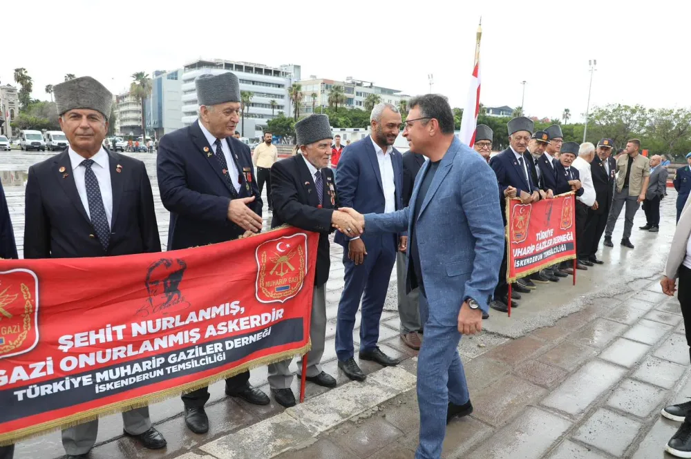 BAŞKAN DÖNMEZ GAZİLER GÜNÜNDE