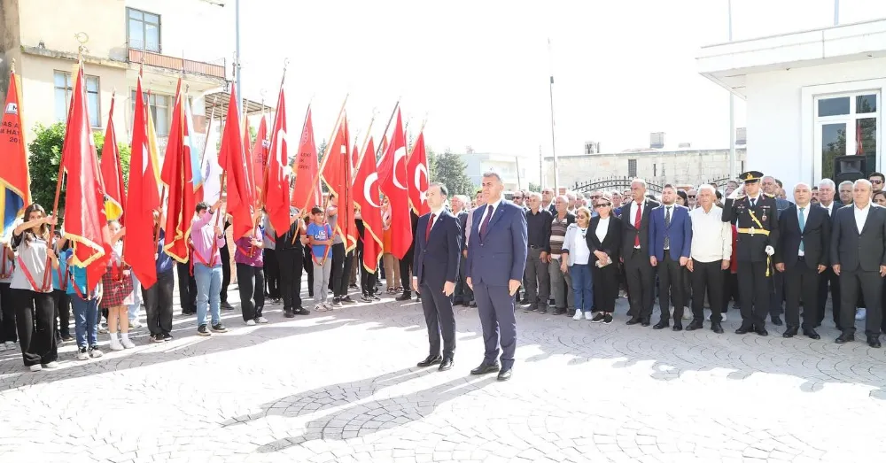 PAYAS’TA 29 EKİM CUMHURİYET BAYRAMI ÇELENK SUNMA TÖRENİ