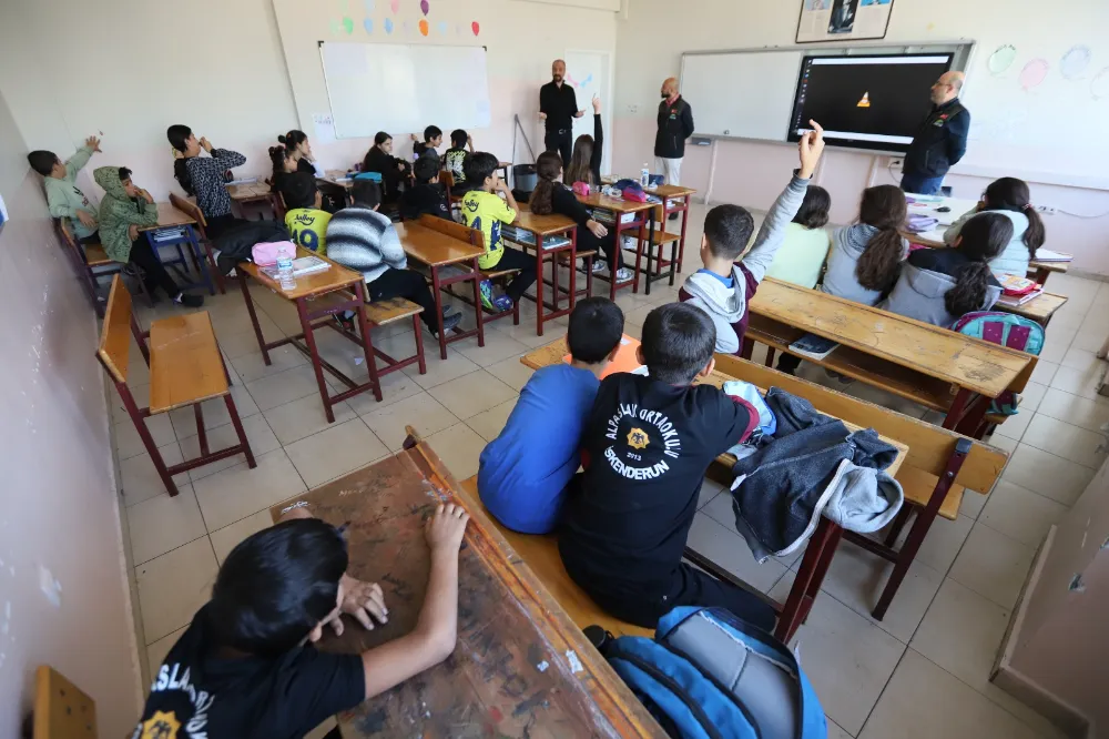 HATSU, İSKENDERUN’DA ÖĞRENCİLERE SU TASARRUFU EĞİTİMİ VERDİ