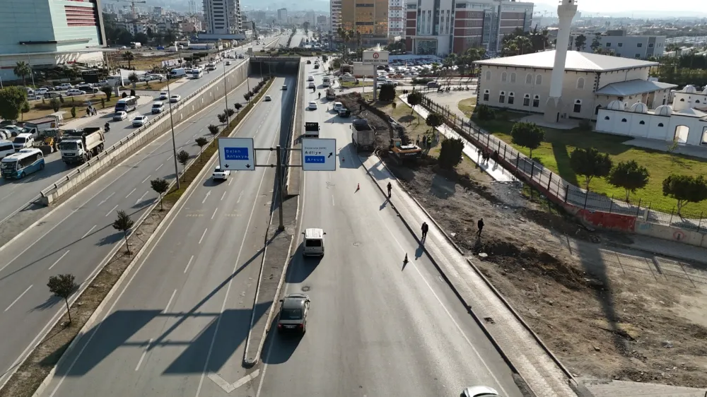 İSKENDERUN’DA ULAŞIM RAHATLIYOR