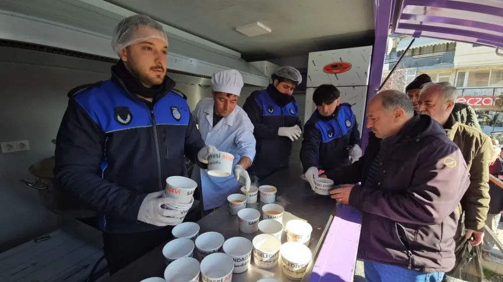 SAMANDAĞ BELEDİYESİ’NDEN ÜCRETSİZ SICAK ÇORBA İKRAMI