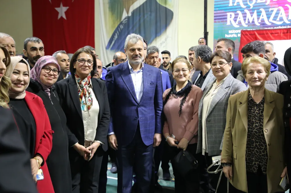 HBB BAŞKANI ÖNTÜRK, ERZİNLİ HEMŞERİLERİYLE İFTARDA BULUŞTU