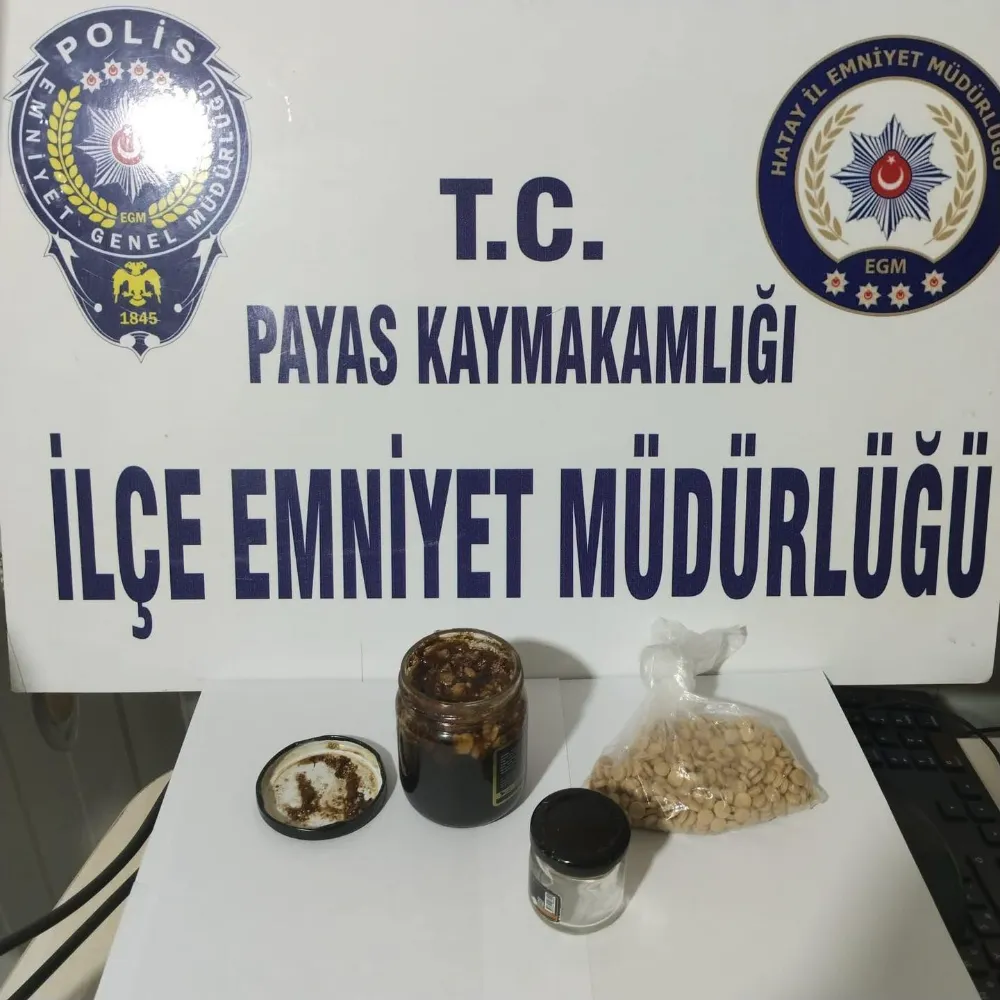 Payas ilçesinde, Aile kavgasından dolayı arama yapılan evde 444 Captagon habı yakalandı.