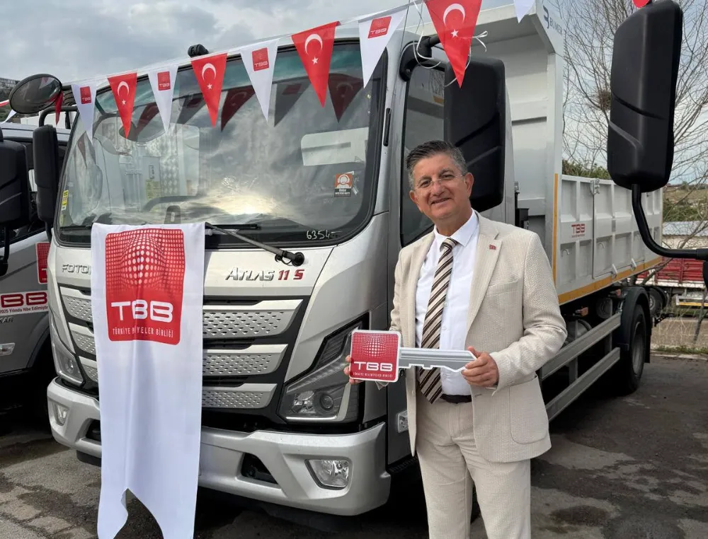 DÖRTYOL BELEDİYE ARAÇ FİLOSUNA İKİ YENİ ARAÇ VE  100 ADET ÇÖP KONTEYNERİ