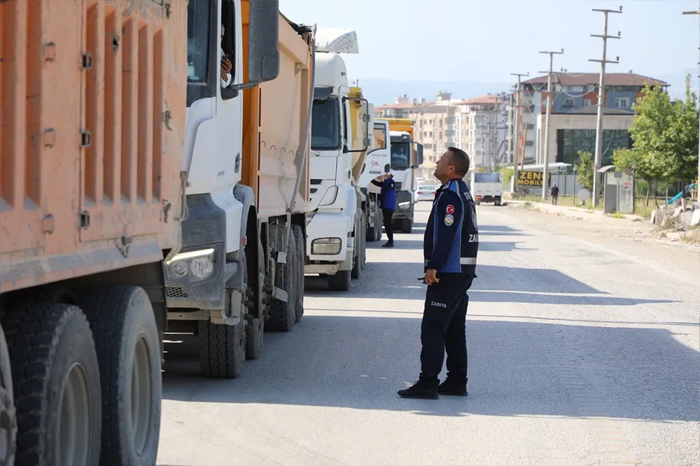 ZABITA’DAN İŞ MAKİNELERİNE YAKIN TAKİP 