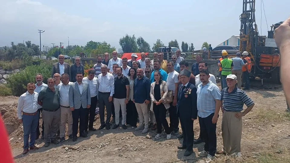 YEŞİLKÖY ŞEHİTLER KÖPRÜSÜ YENİLENİYOR  13 METRE GENİŞLİĞİNDE YENİ KÖPRÜ YAPILACAK