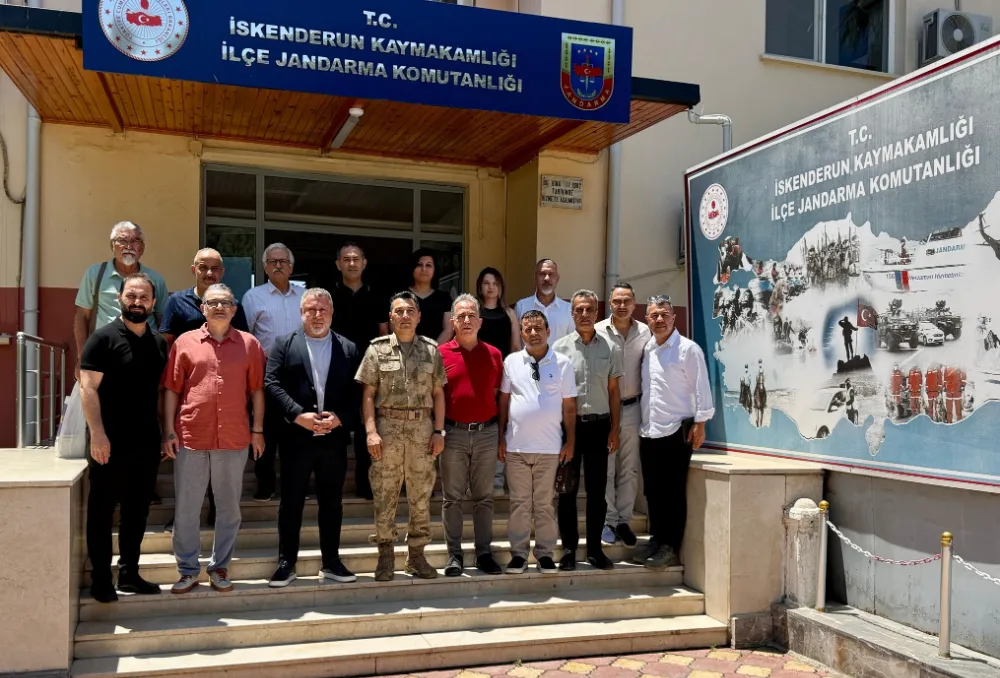 İGC’DEN İSKENDERUN İLÇE JANDARMA KOMUTANLIĞINA 186. KURULUŞ YILI ZİYARETİ