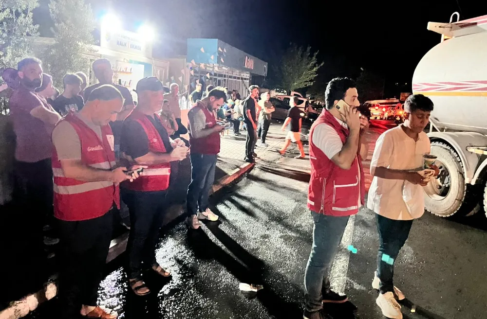 ALEVLERLE MÜCADELE EDEN KAHRAMANLARIN YANINDAYIZ!