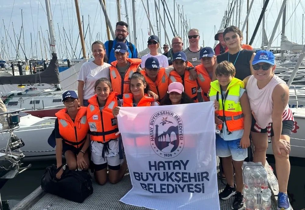 HATAYLI ÇOCUKLAR, KİEL’DE DALGALARLA BULUŞTU