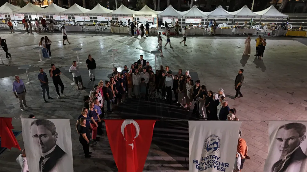 ÜRETEN KADINLARIN EMEKLERİ ARSUZLULARLA BULUŞTU